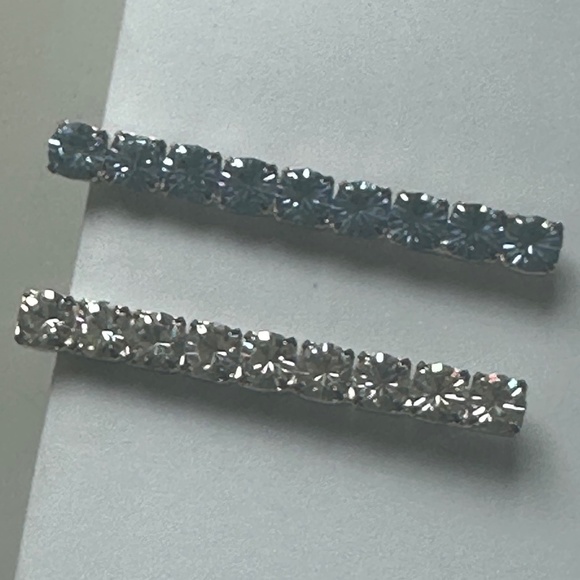Danny Pollak Light Sapphire Swarovski Crystal Bobby Pin (#3) - approx. 2.5 in. - Picture 7 of 10